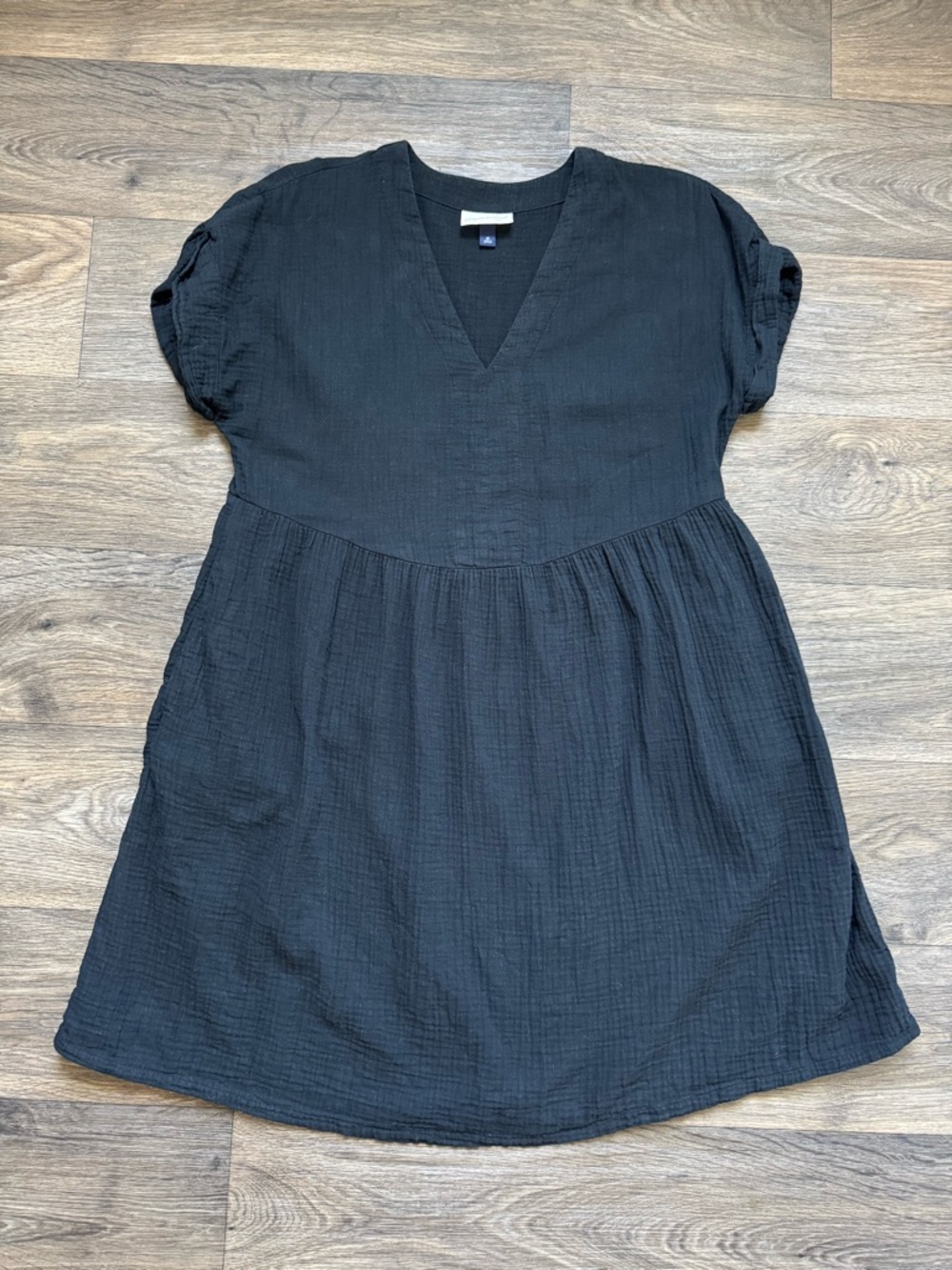 Universal Thread Black A-Line Dress V-Neck Short Sleeve Pockets Gauze Cotton M